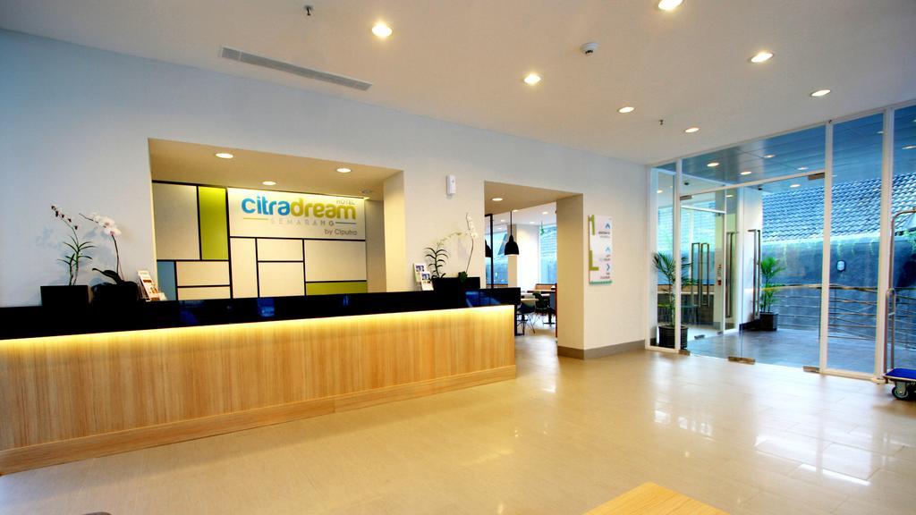 Hotel Citradream Semarang Exterior photo