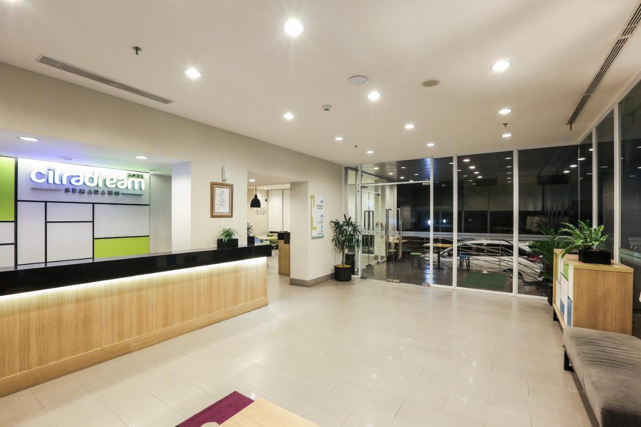 Hotel Citradream Semarang Exterior photo