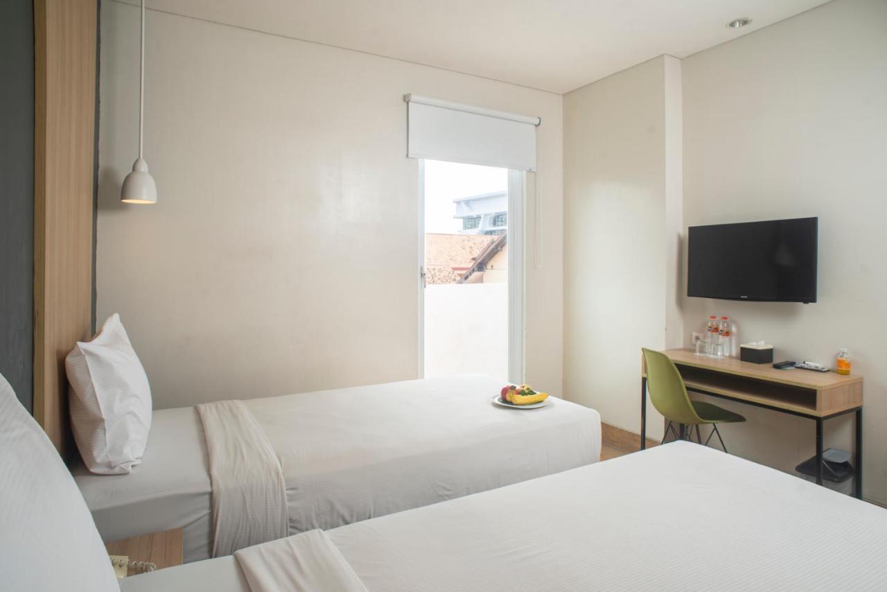 Hotel Citradream Semarang Exterior photo